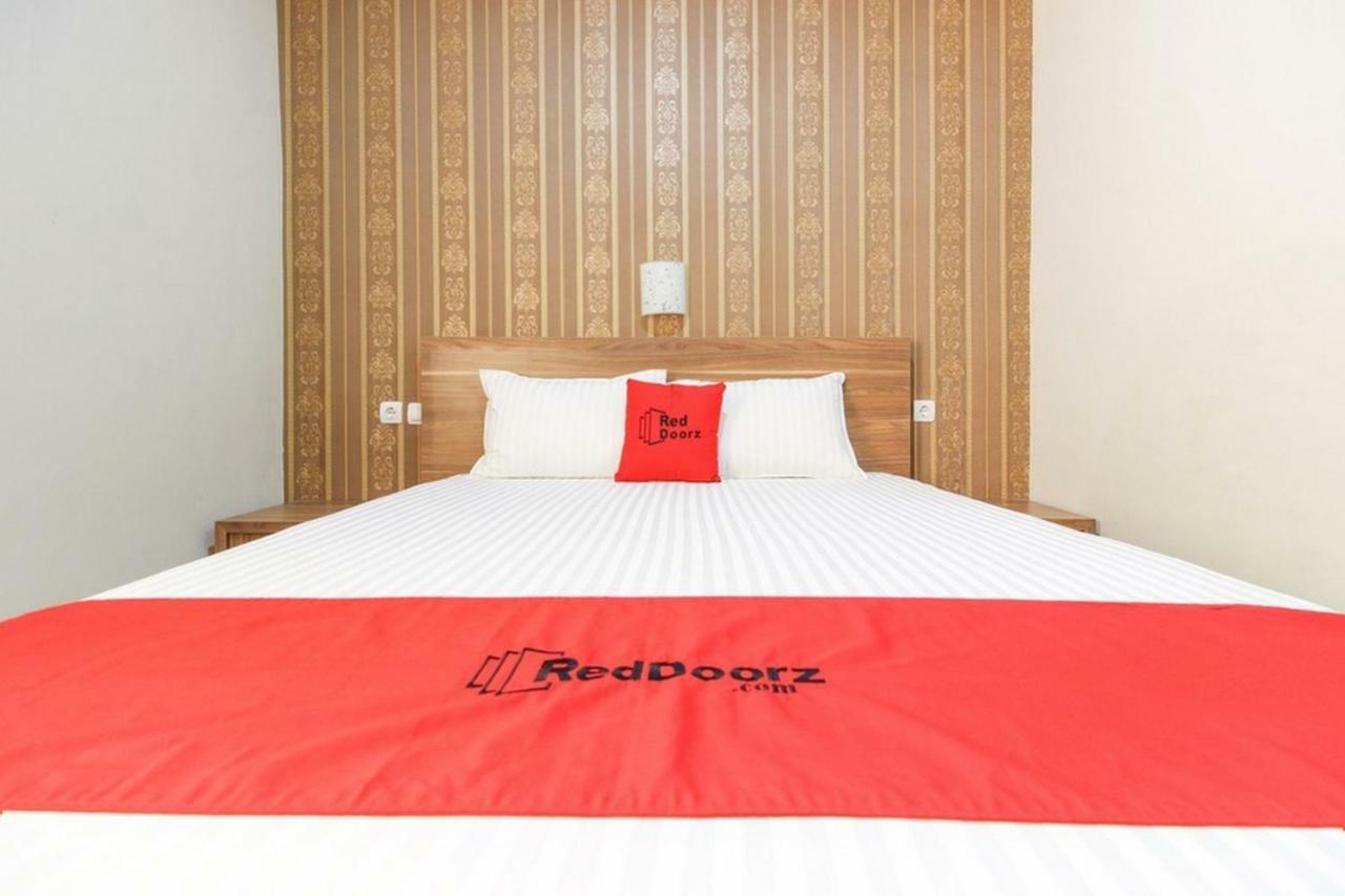 RedDoorz near Jogja Kembali Monument 3 Hotel Kalasan Buitenkant foto